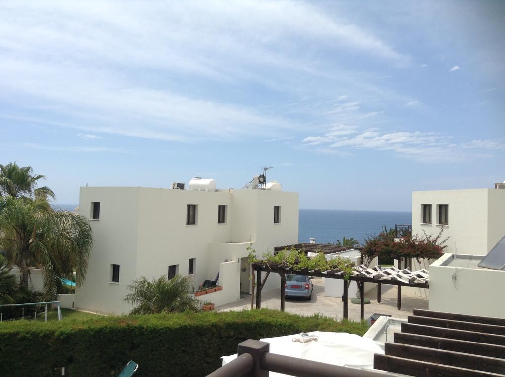 Aura Holiday Villas Paphos Habitación foto
