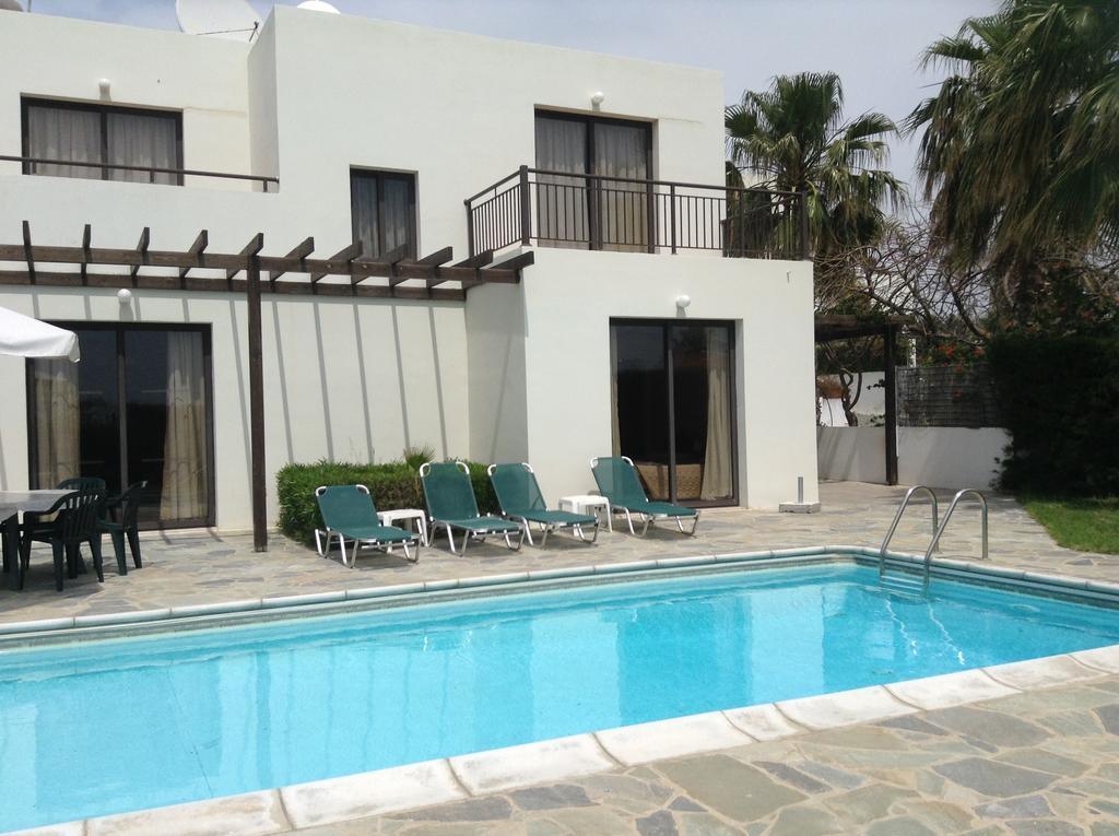 Aura Holiday Villas Paphos Habitación foto